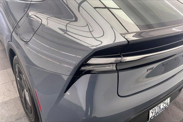 Used 2026 Toyota Prius Plug-In Hybrid FWD image 30