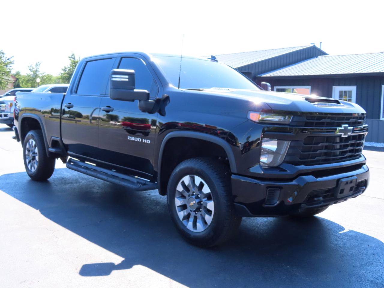 Used 2024 Chevrolet Silverado 2500 Custom w/ Custom Convenience Package AWD/4WD image 8