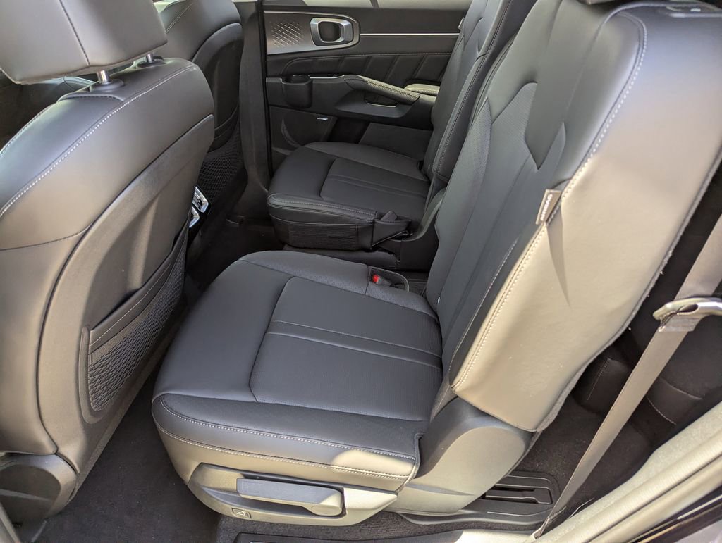 New 2026 Kia Sorento SX FWD image 17