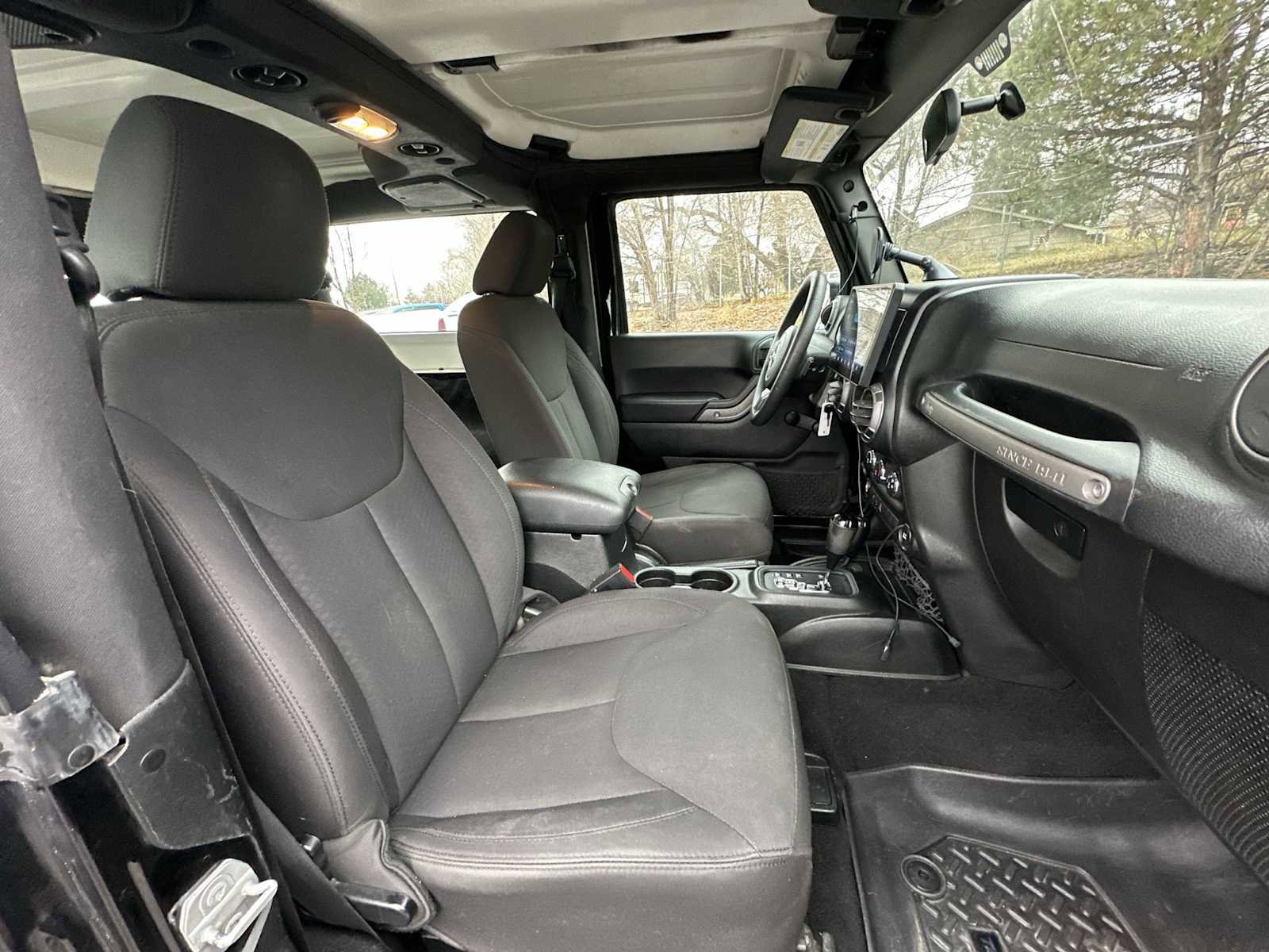 Used 2018 Jeep Wrangler Sport image 22