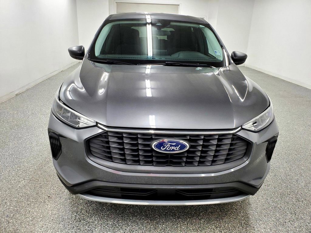 Used 2024 Ford Escape Active FWD image 2