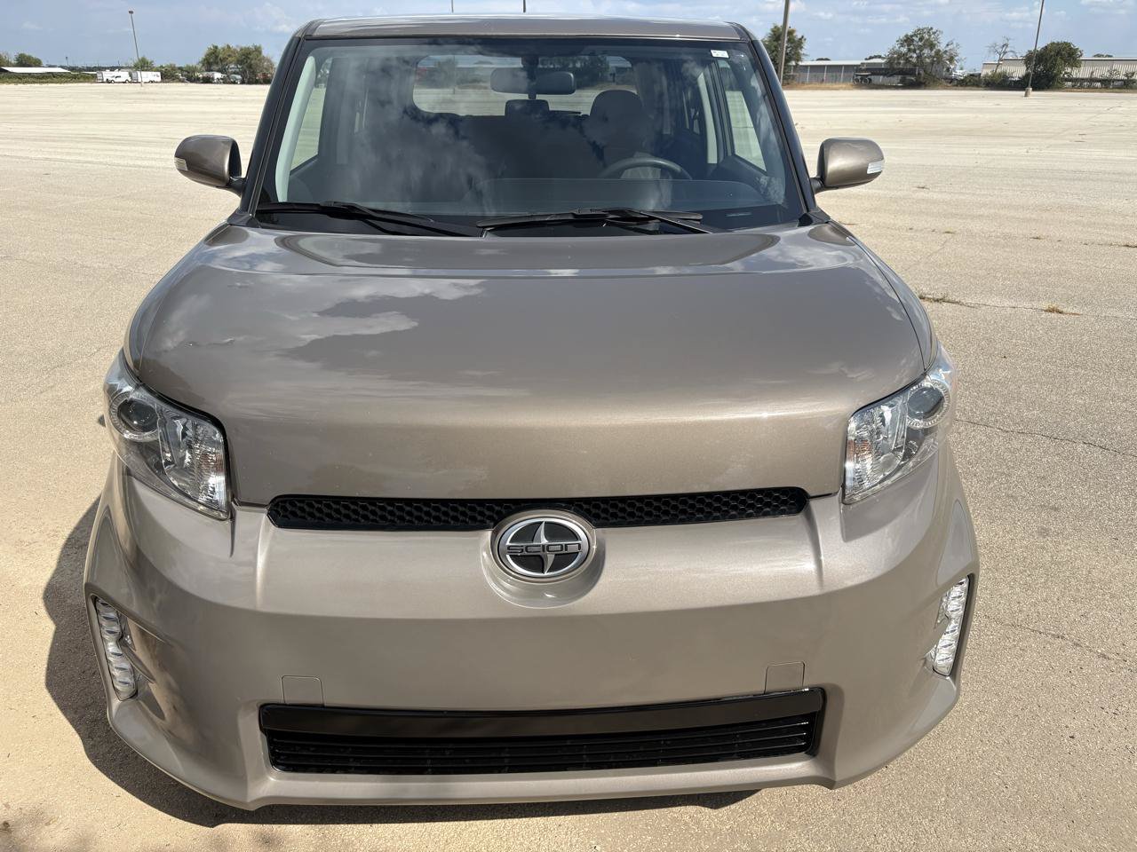 Used 2013 Scion xB FWD image 9