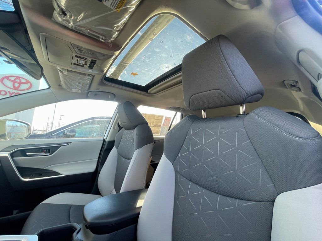 New 2025 Toyota RAV4 XLE w/ Convenience Package image 12