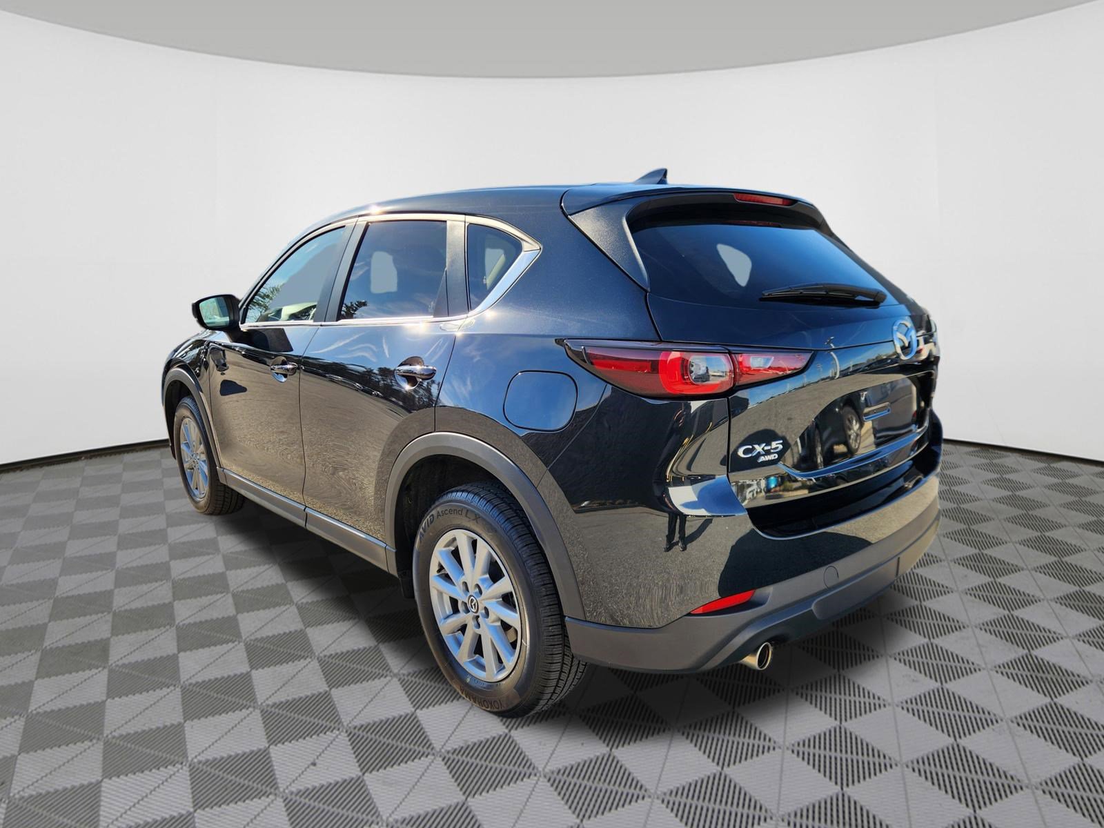 Certified 2023 MAZDA CX-5 AWD 2.5 S w/ Preferred Package image 3