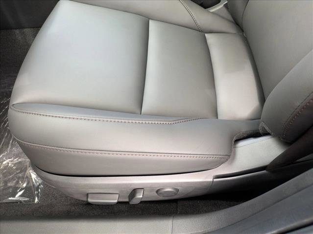 New 2025 MAZDA MAZDA3 s image 4