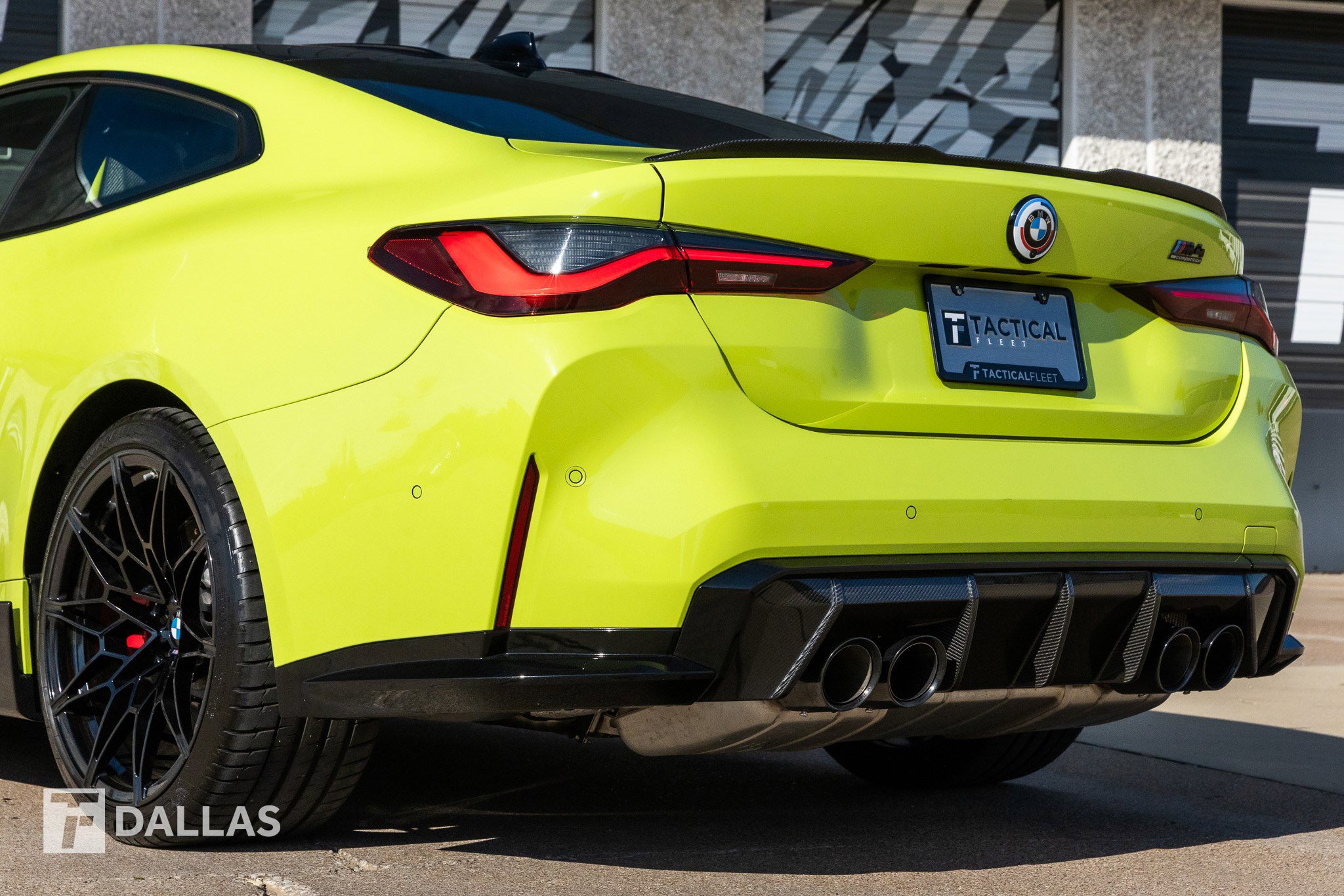 Used 2023 BMW M4 xDrive Competition w/ M Carbon Exterior Package image 15