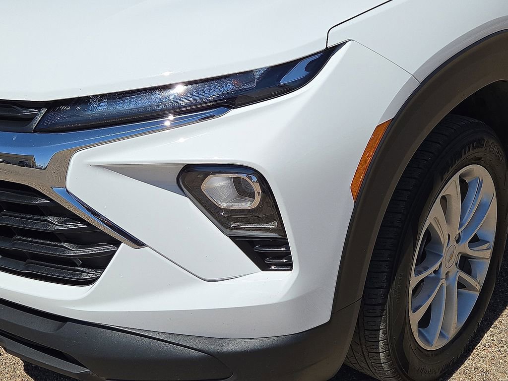 Used 2024 Chevrolet TrailBlazer LS FWD image 9