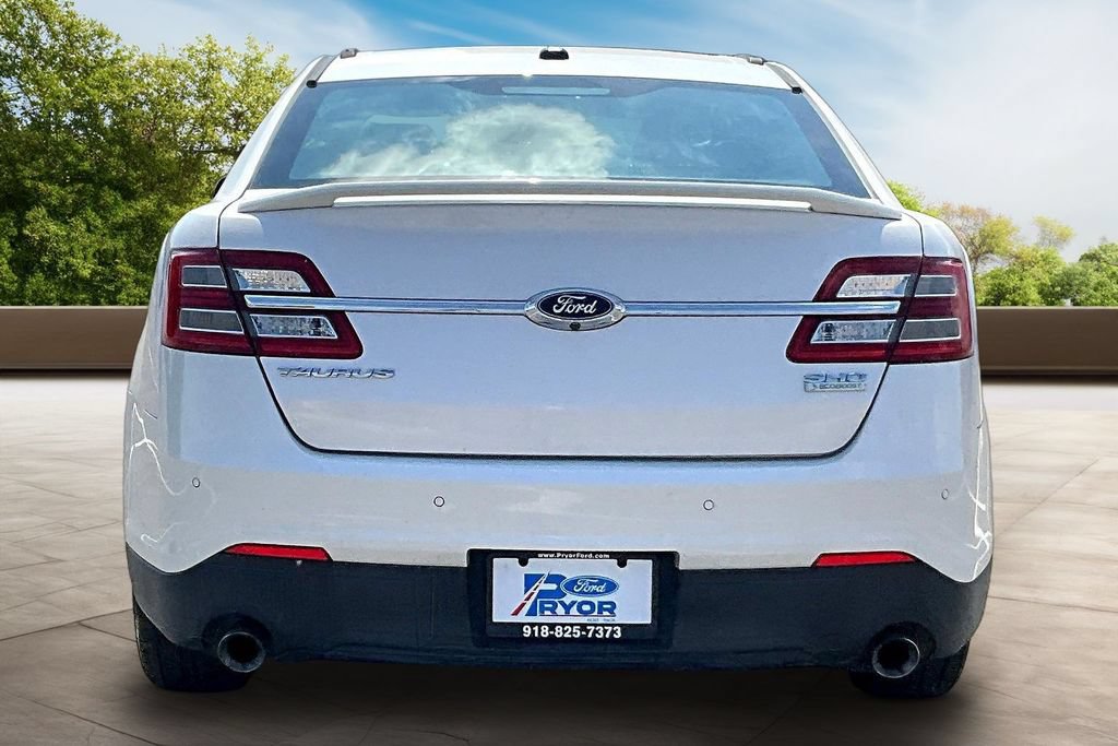 Used 2016 Ford Taurus SHO w/ Equipment Group 401A AWD/4WD image 4
