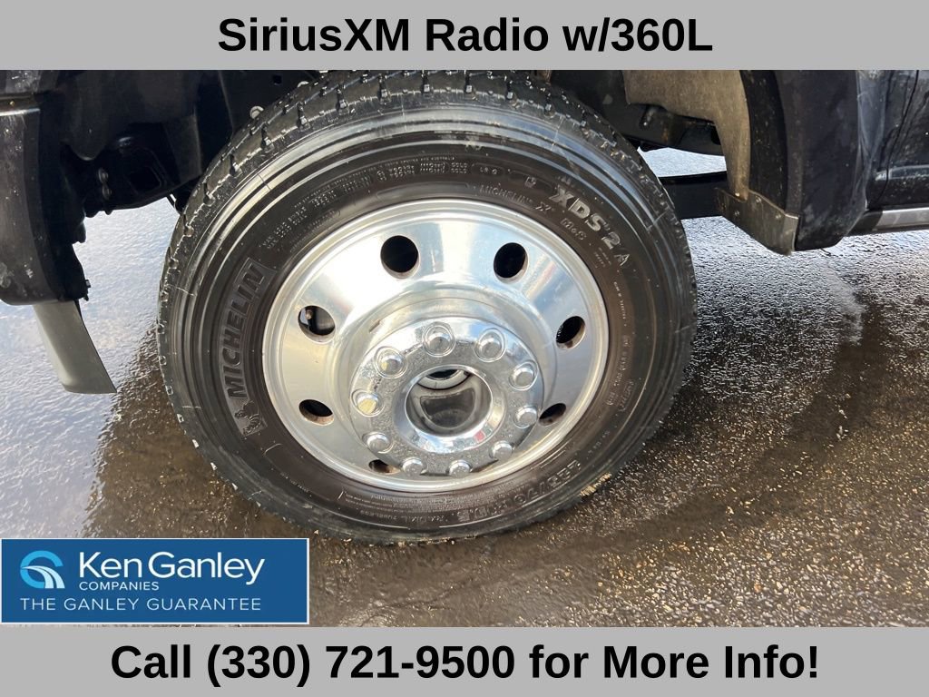 Used 2022 Ford F450 Platinum w/ FX4 Off-Road Package image 16