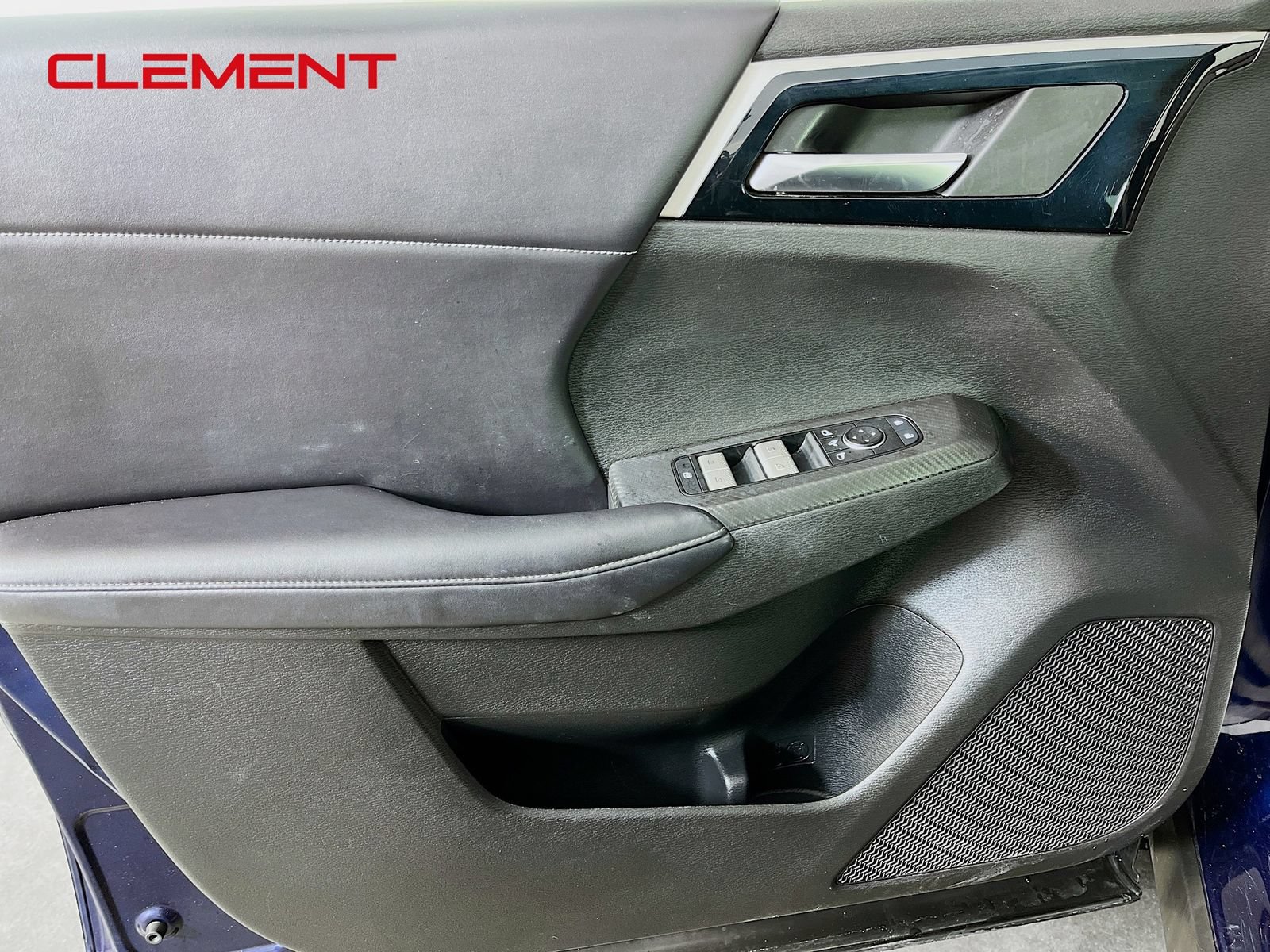 Used 2023 Mitsubishi Outlander ES AWD/4WD image 25