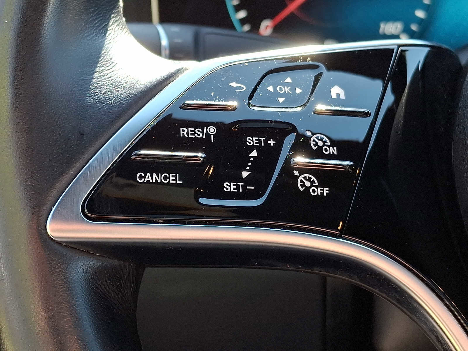 Certified 2022 Mercedes-Benz E 350 4MATIC Sedan image 17