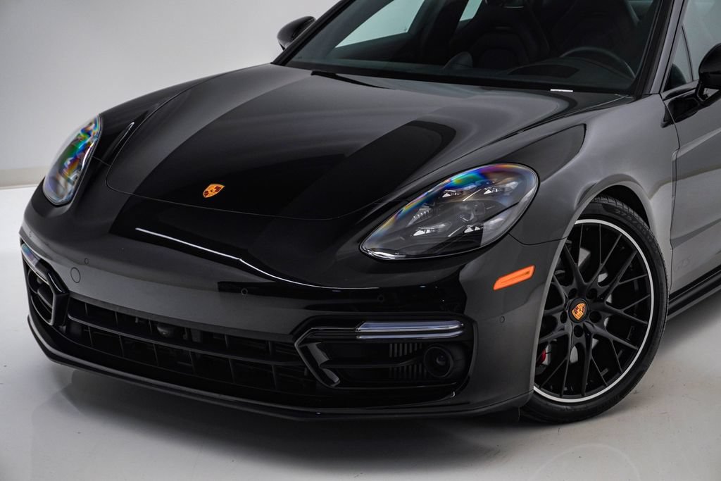 Used 2023 Porsche Panamera GTS AWD/4WD image 4