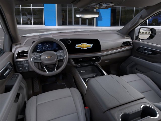 New 2026 Chevrolet Suburban LT image 15