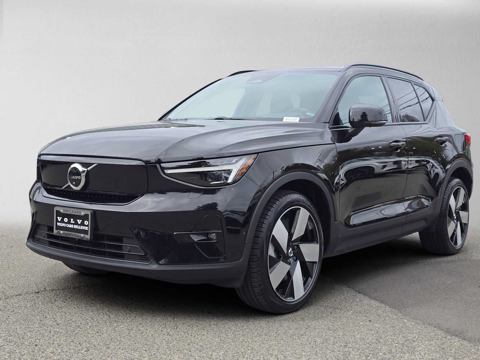 Certified 2023 Volvo XC40 Recharge Ultimate AWD/4WD image 8