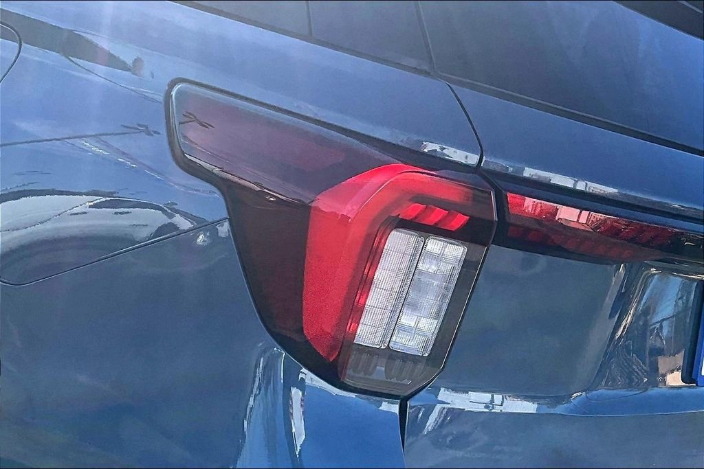 New 2026 Ford Explorer ST-Line image 23