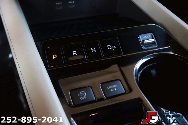 Used 2025 Nissan Murano Platinum w/ Cargo Package AWD/4WD image 24