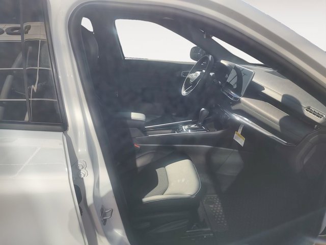 New 2026 Jeep Compass Latitude w/ Sun and Sound Group AWD/4WD image 15