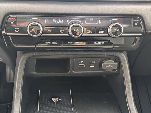 Used 2023 Honda Pilot Touring image 24