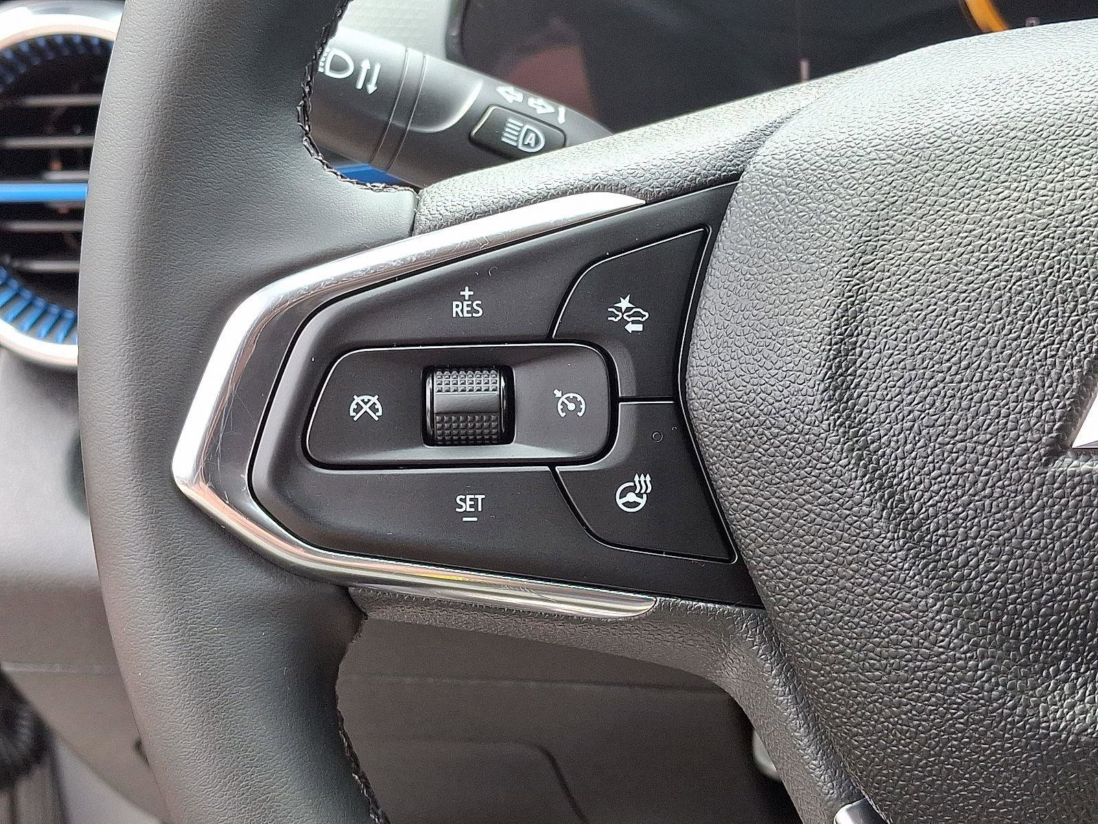 Used 2024 Chevrolet Trax LT w/ LT Convenience Package image 22