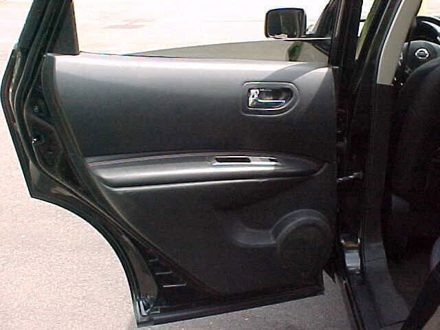 Used 2012 Nissan Rogue SL image 14