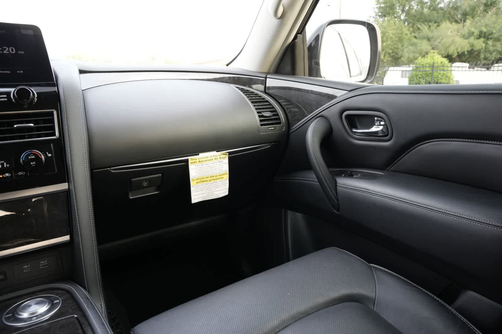 Used 2023 INFINITI QX80 Luxe w/ Cargo Package RWD image 8