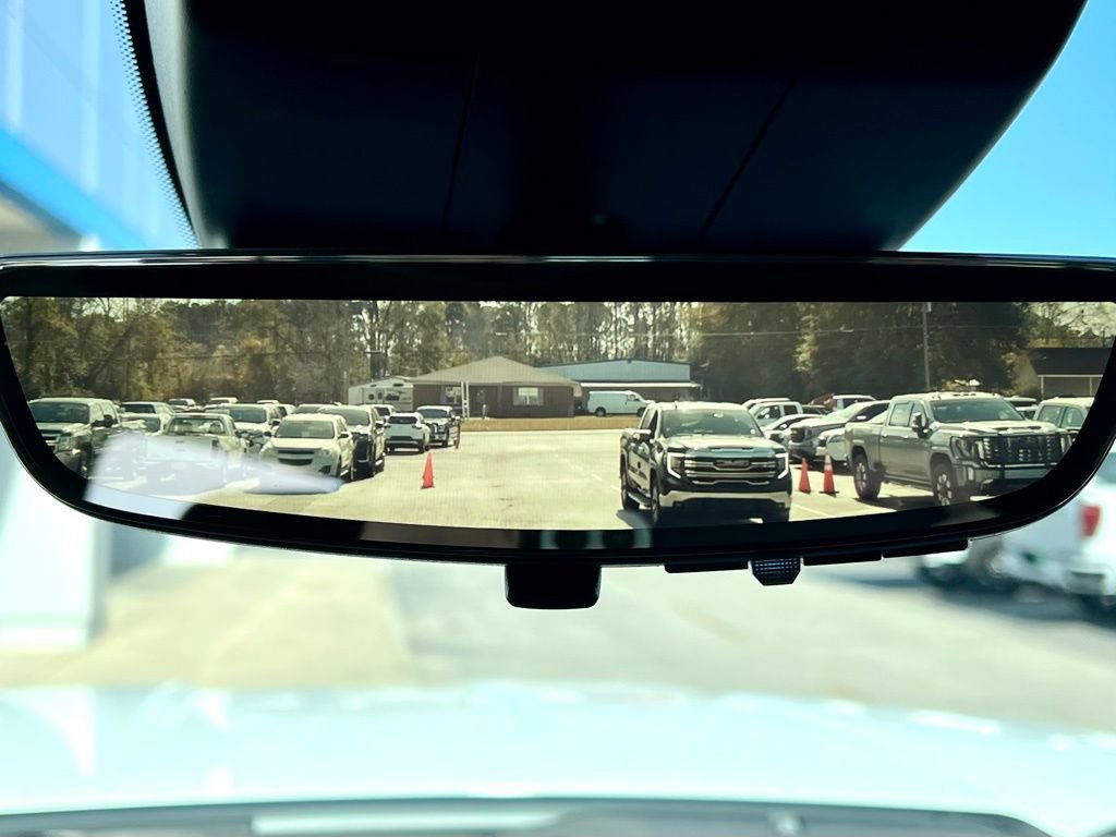 Used 2024 GMC Sierra 3500 AT4 w/ AT4 Premium Plus Package image 38