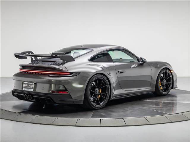 Used 2022 Porsche 911 GT3 RWD image 4