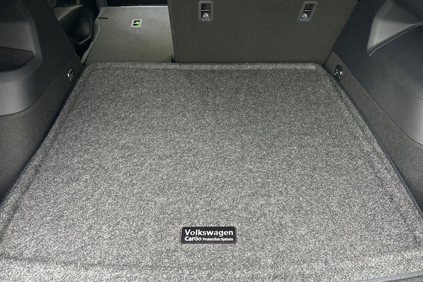 New 2026 Volkswagen Tiguan SEL R-Line image 14