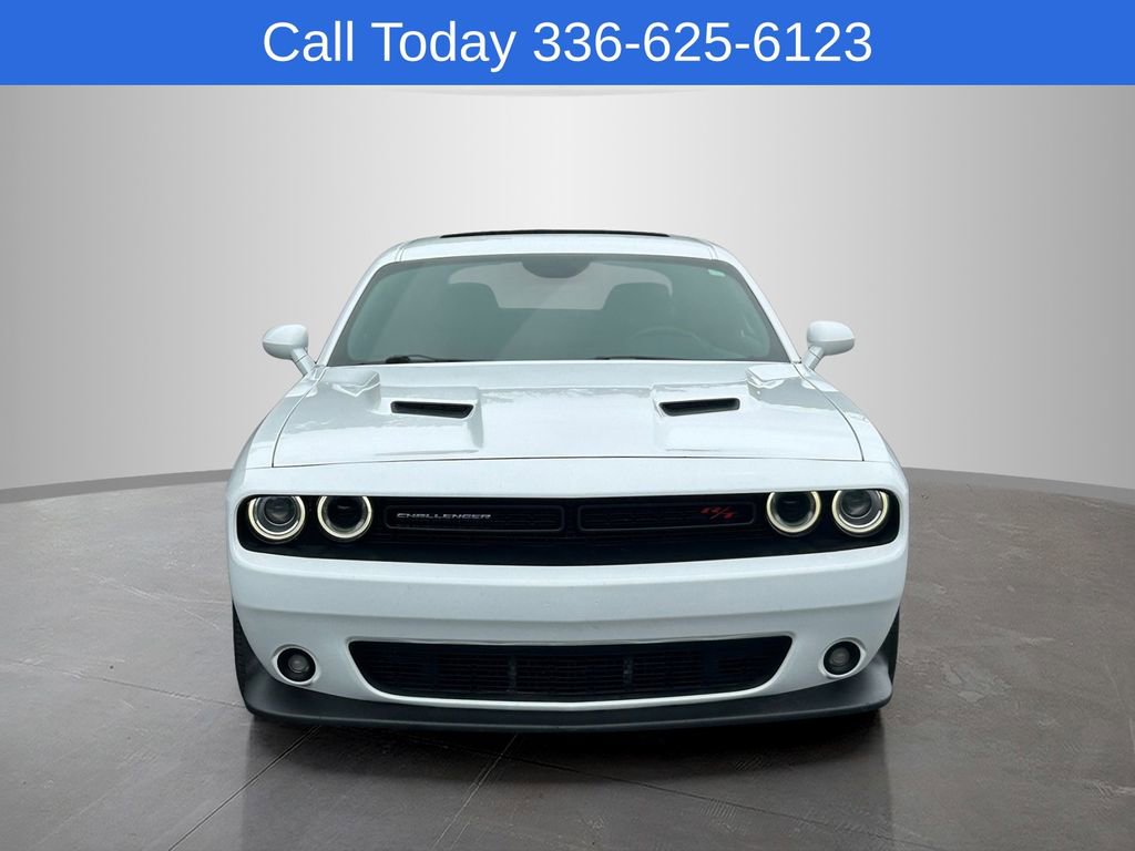 Used 2016 Dodge Challenger R/T Scat Pack w/ Leather Interior Group RWD image 8