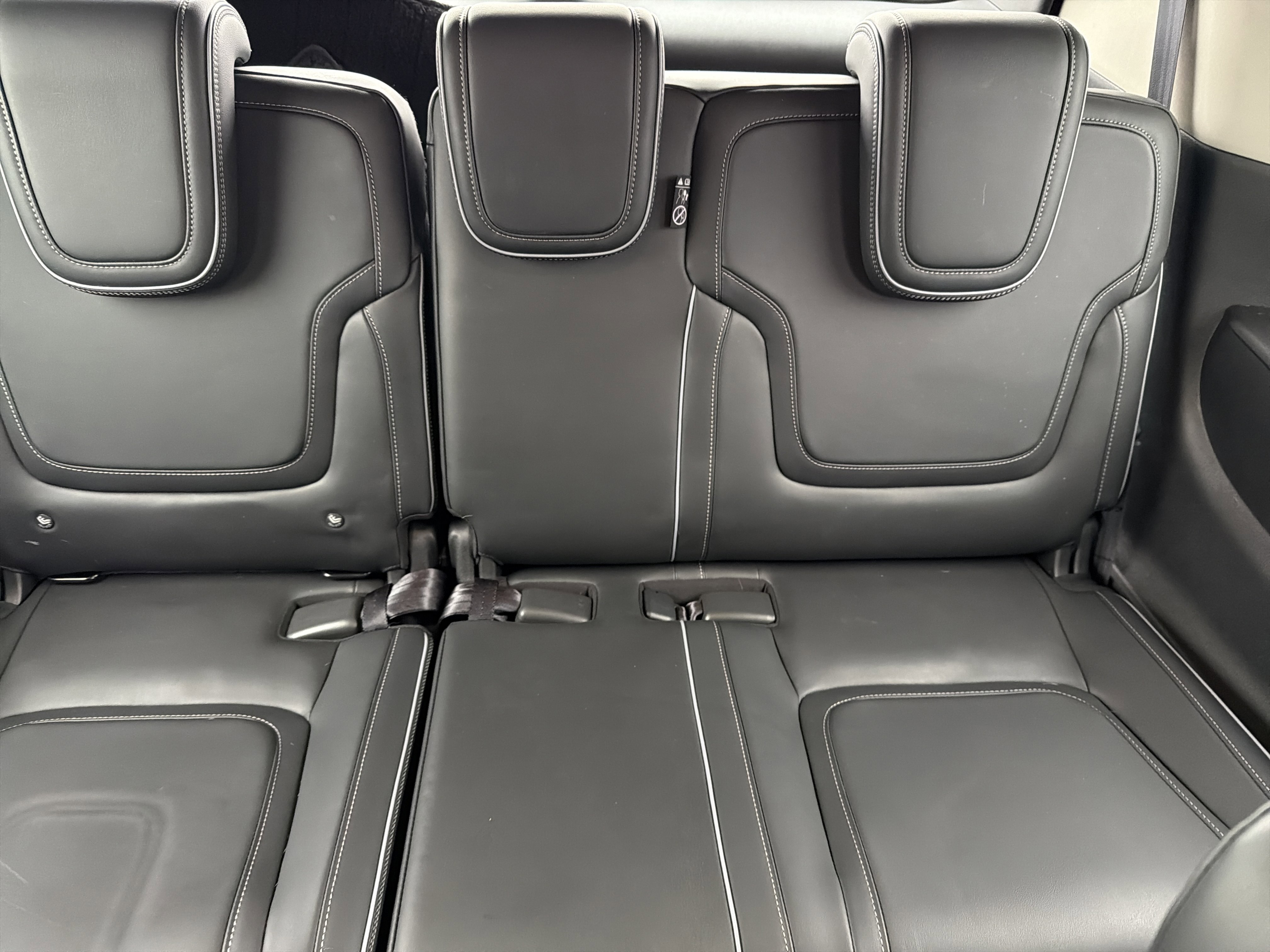 Used 2025 INFINITI QX80 Luxe image 28