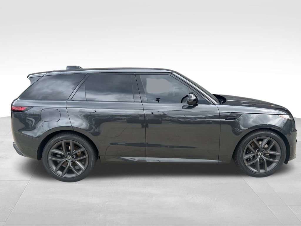 New 2024 Land Rover Range Rover Sport Dynamic SE image 4