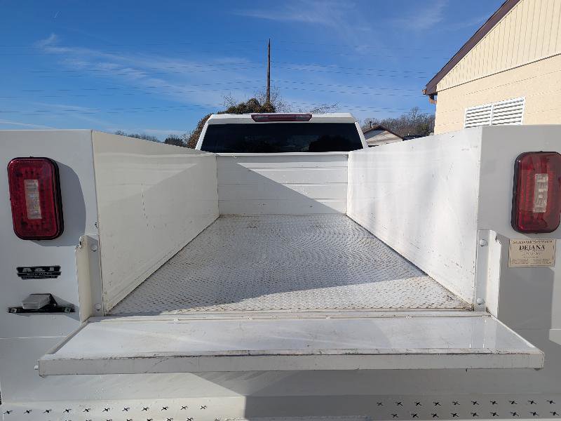 Used 2024 Chevrolet Silverado 2500 W/T w/ WT Convenience Package image 9