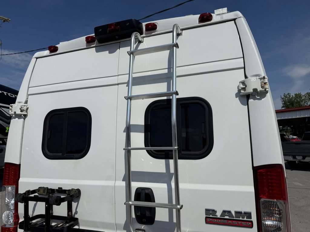 Used 2014 RAM ProMaster 2500 w/ Interior Convenience Group FWD image 12