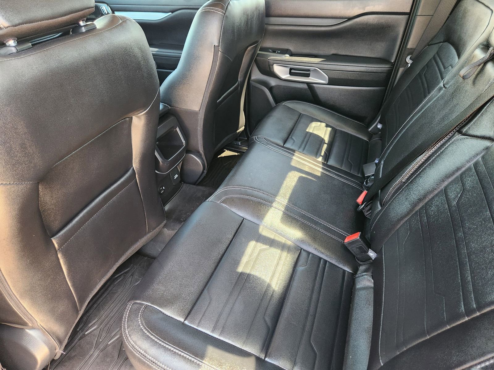 Used 2024 Ford Ranger Lariat w/ FX4 Off-Road Package image 33