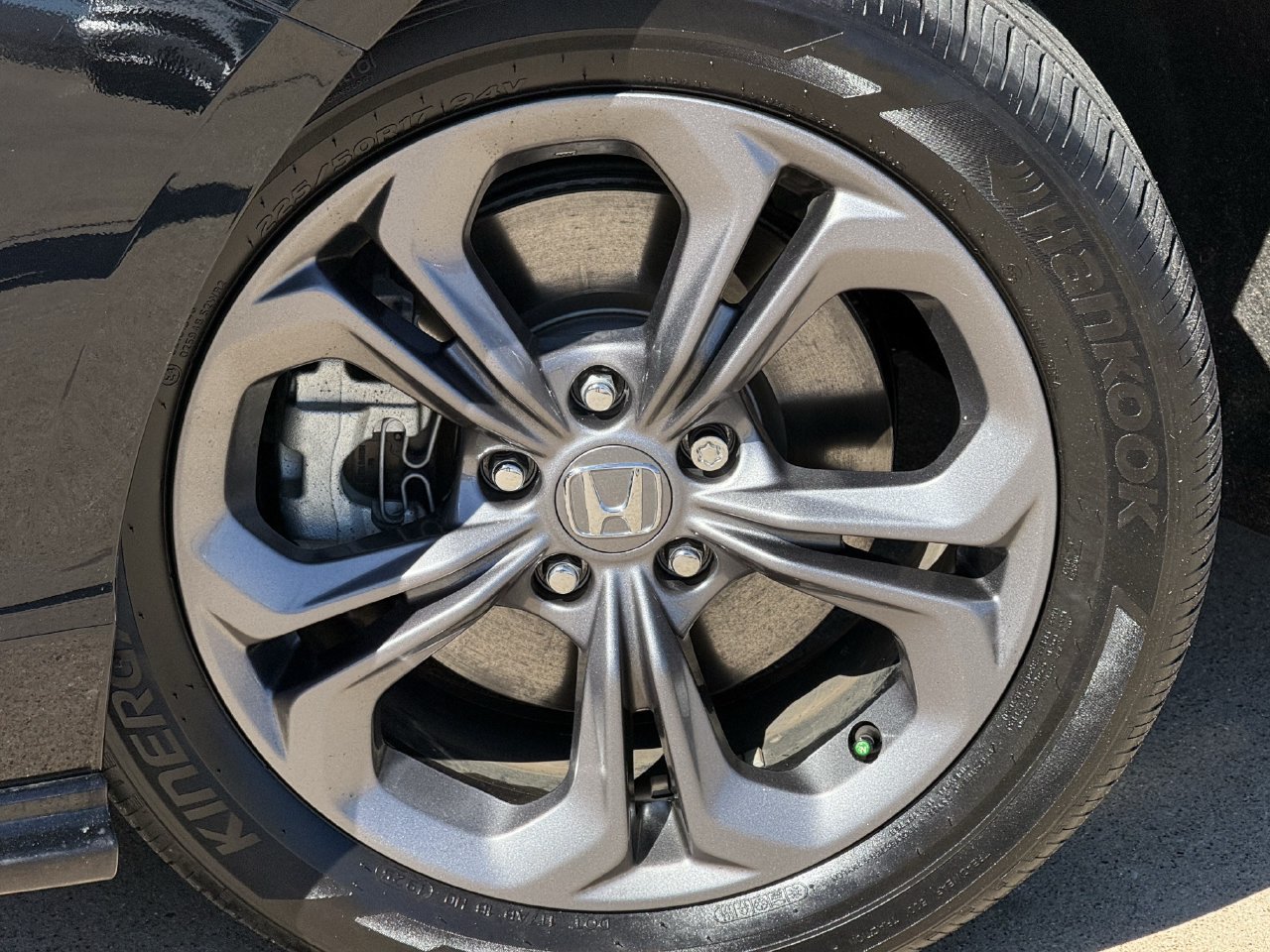Used 2025 Honda Accord EX-L image 8