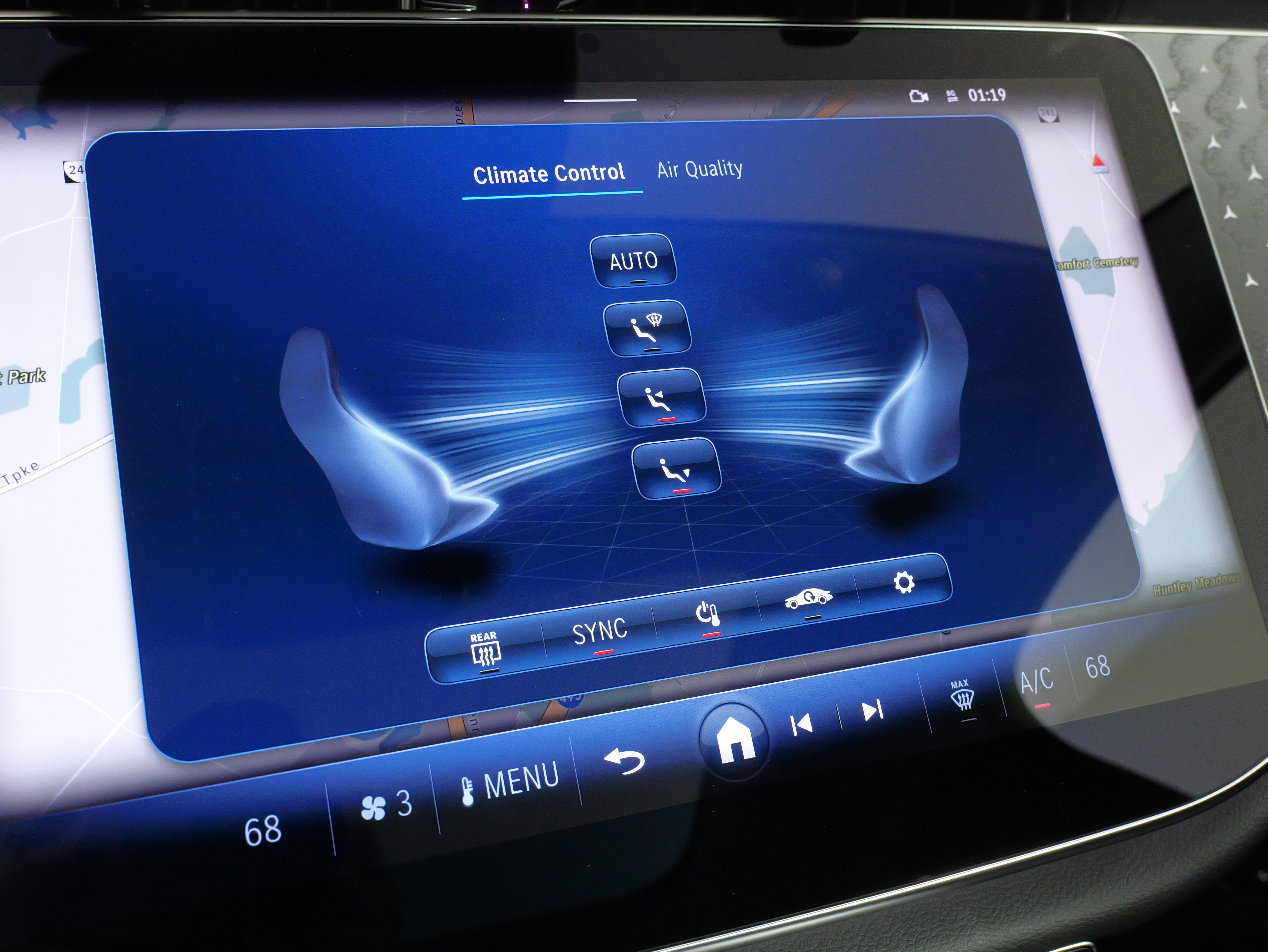 Used 2025 Mercedes-Benz E 350 4MATIC Sedan image 48