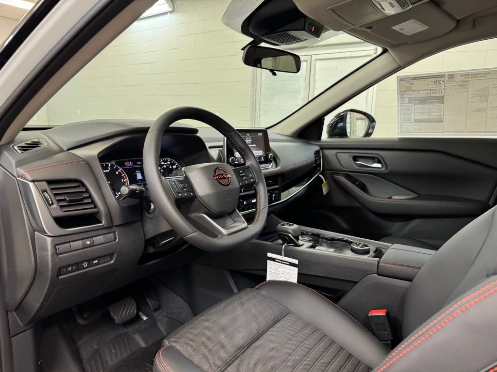 New 2026 Nissan Rogue SV AWD/4WD image 12