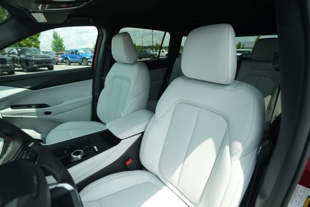 New 2026 Jeep Cherokee Limited AWD/4WD image 40