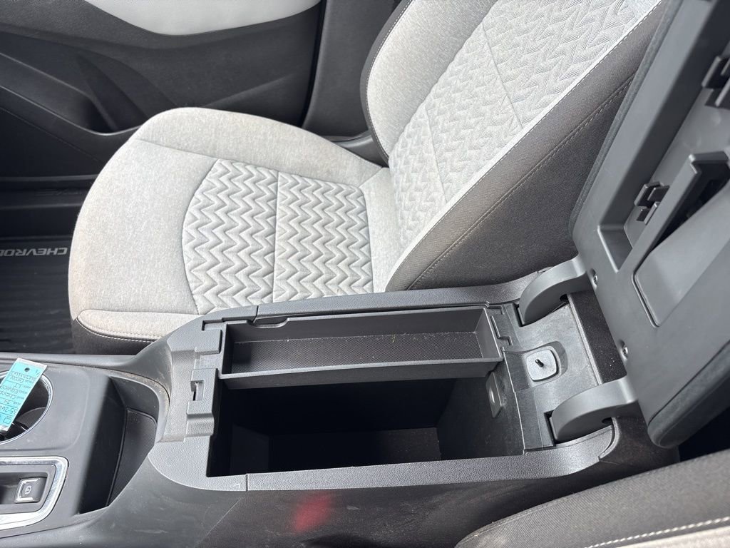 Used 2024 Chevrolet Equinox LS w/ LS Convenience Package image 37