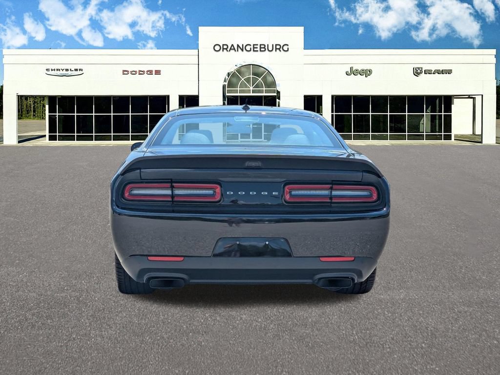 Used 2023 Dodge Challenger SRT Hellcat w/ Driver Convenience Group RWD image 6