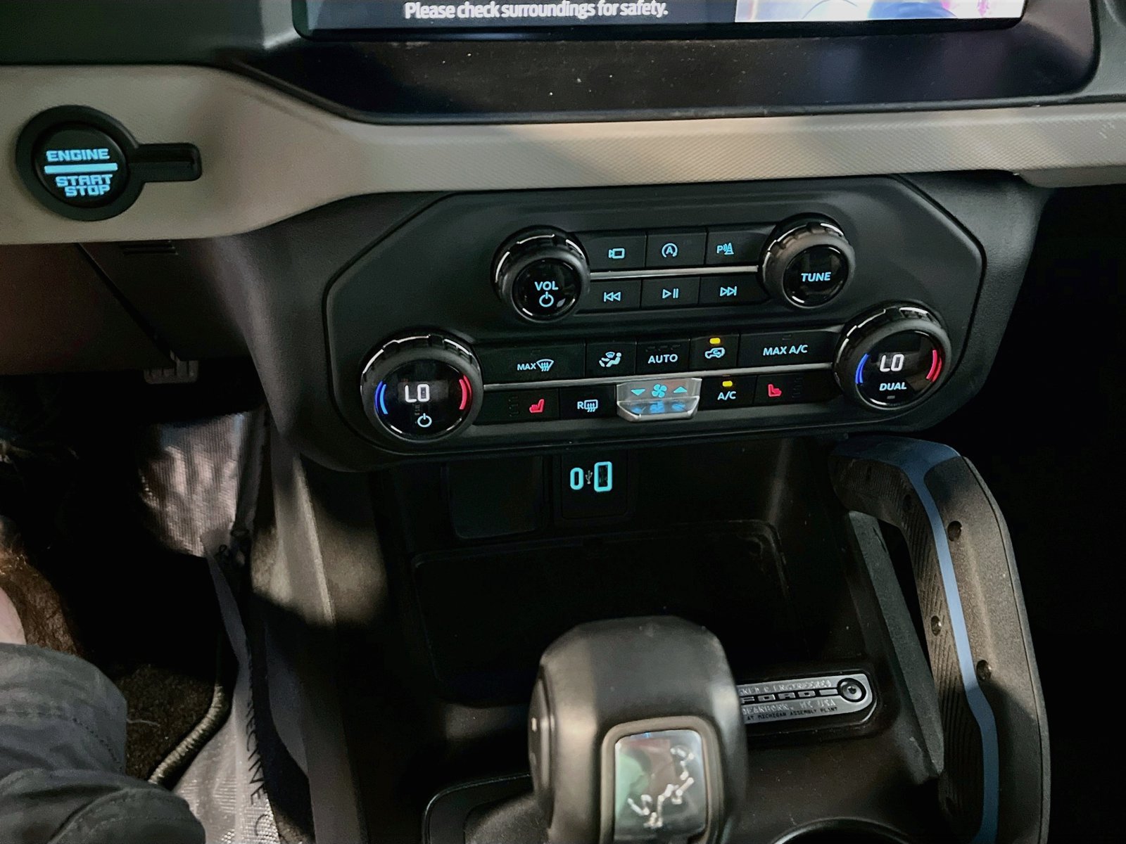 Used 2023 Ford Bronco Wildtrak AWD/4WD image 16