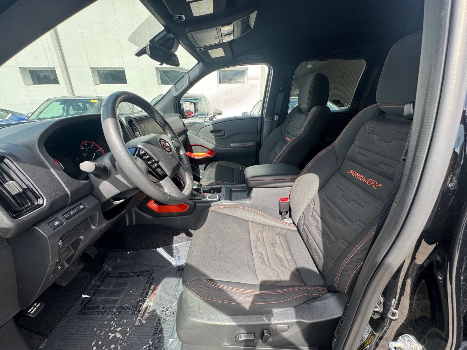 Used 2026 Nissan Frontier PRO-4X AWD/4WD image 27