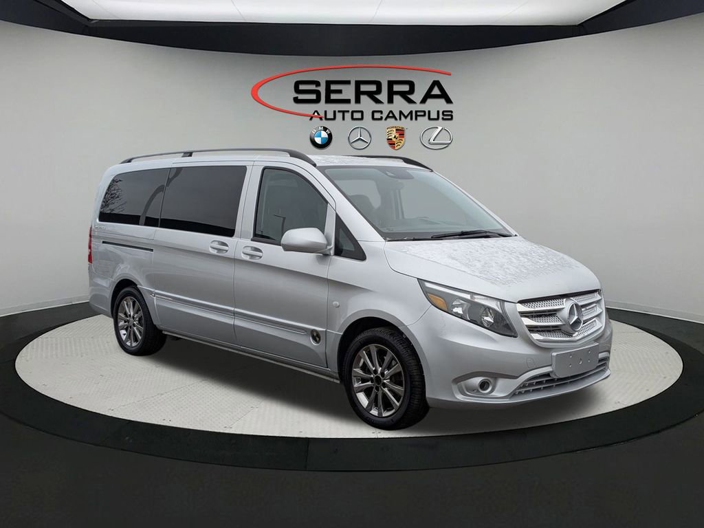 Used 2016 Mercedes-Benz Metris Passenger image 11