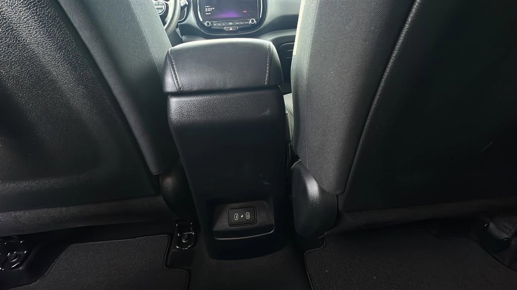 Used 2023 Kia Soul S image 22