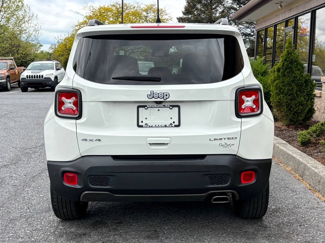 Used 2019 Jeep Renegade Limited AWD/4WD image 37