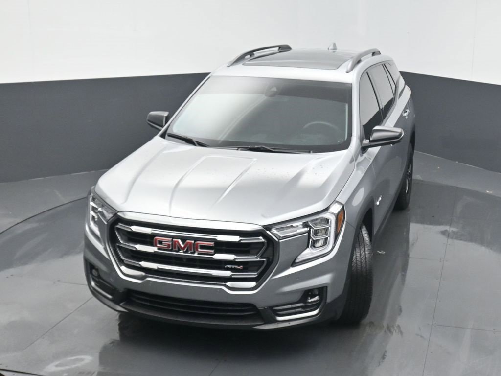Used 2024 GMC Terrain AT4 w/ Infotainment Package II image 40