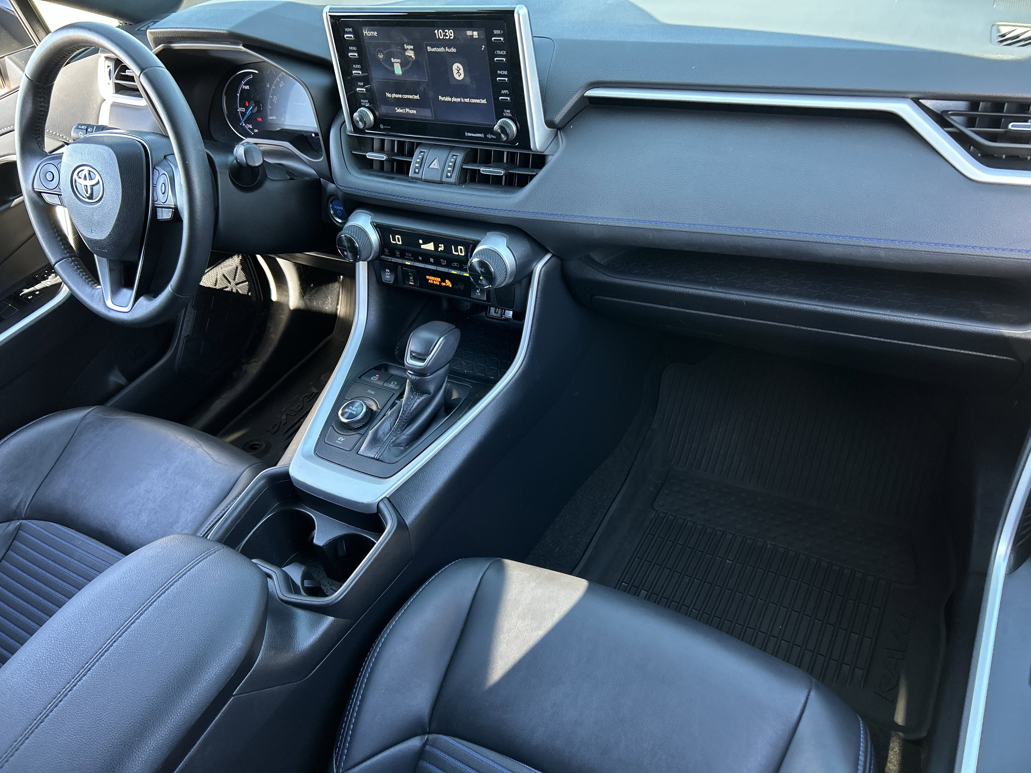 Used 2021 Toyota RAV4 XSE image 12