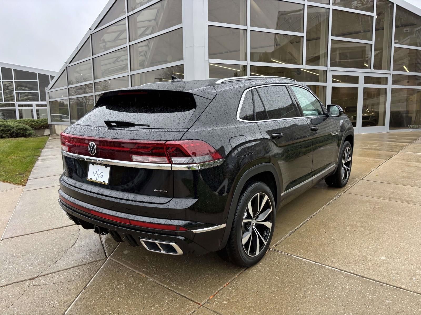 New 2026 Volkswagen Atlas Cross Sport SEL Premium R-Line image 7