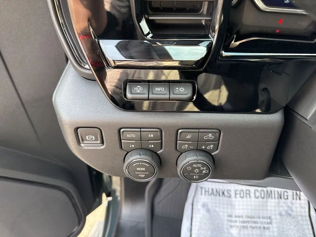 New 2026 Chevrolet Silverado 1500 ZR2 image 19