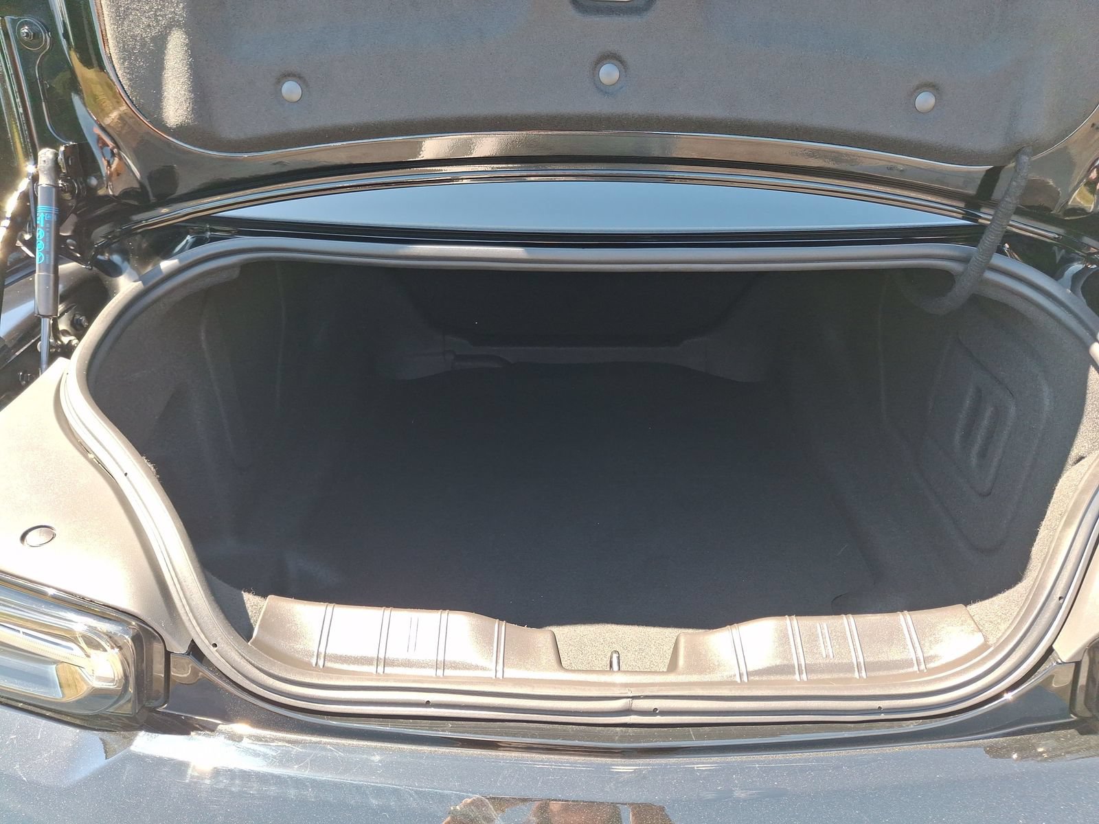 Used 2022 Chevrolet Camaro SS RWD image 19